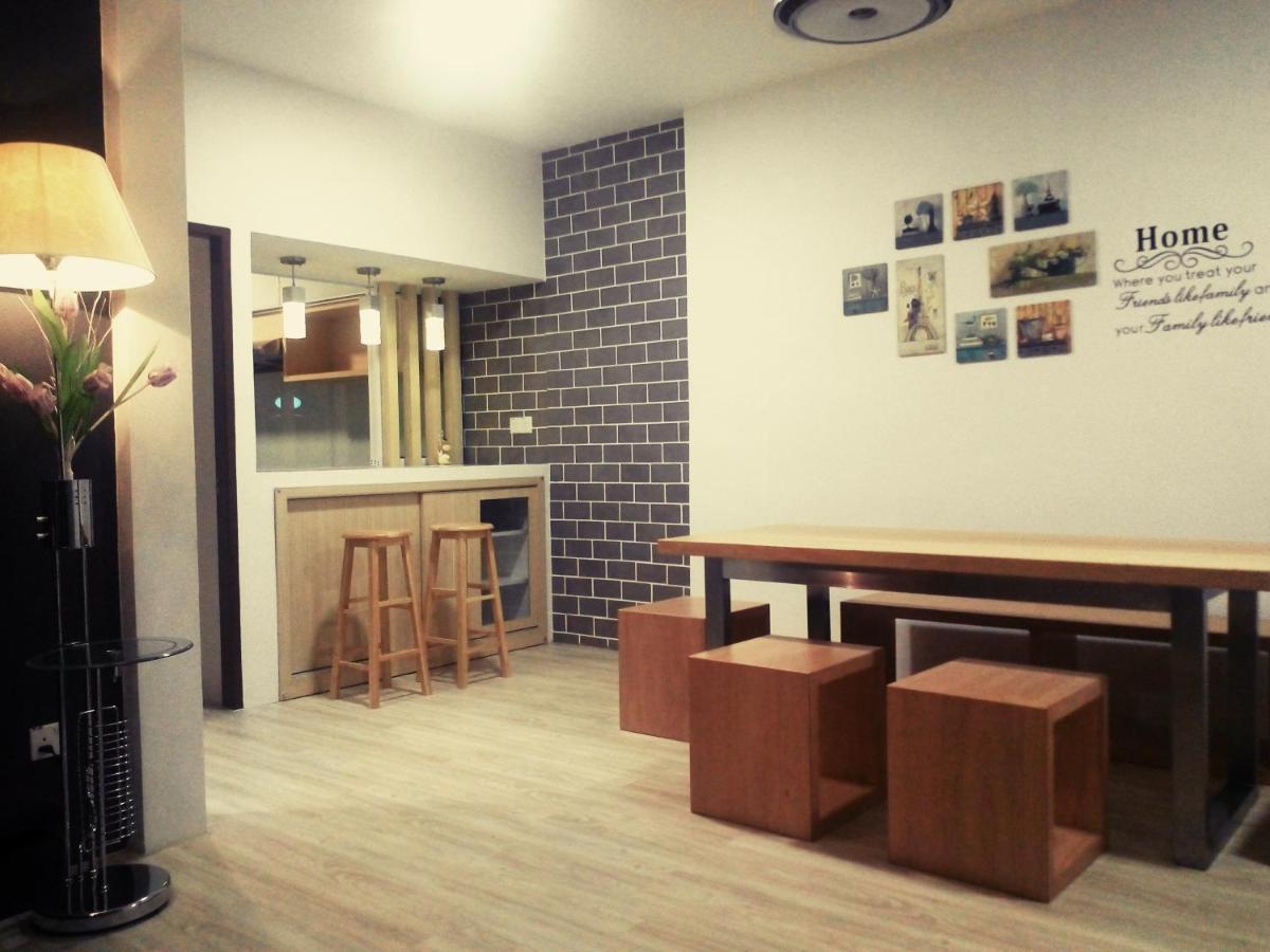 758 Residence - Housity