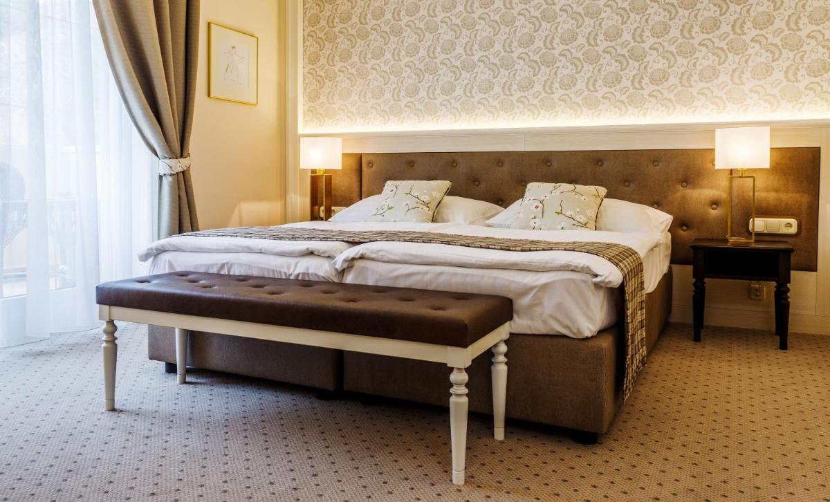 Villa Medici Hotel & Restaurant - Housity