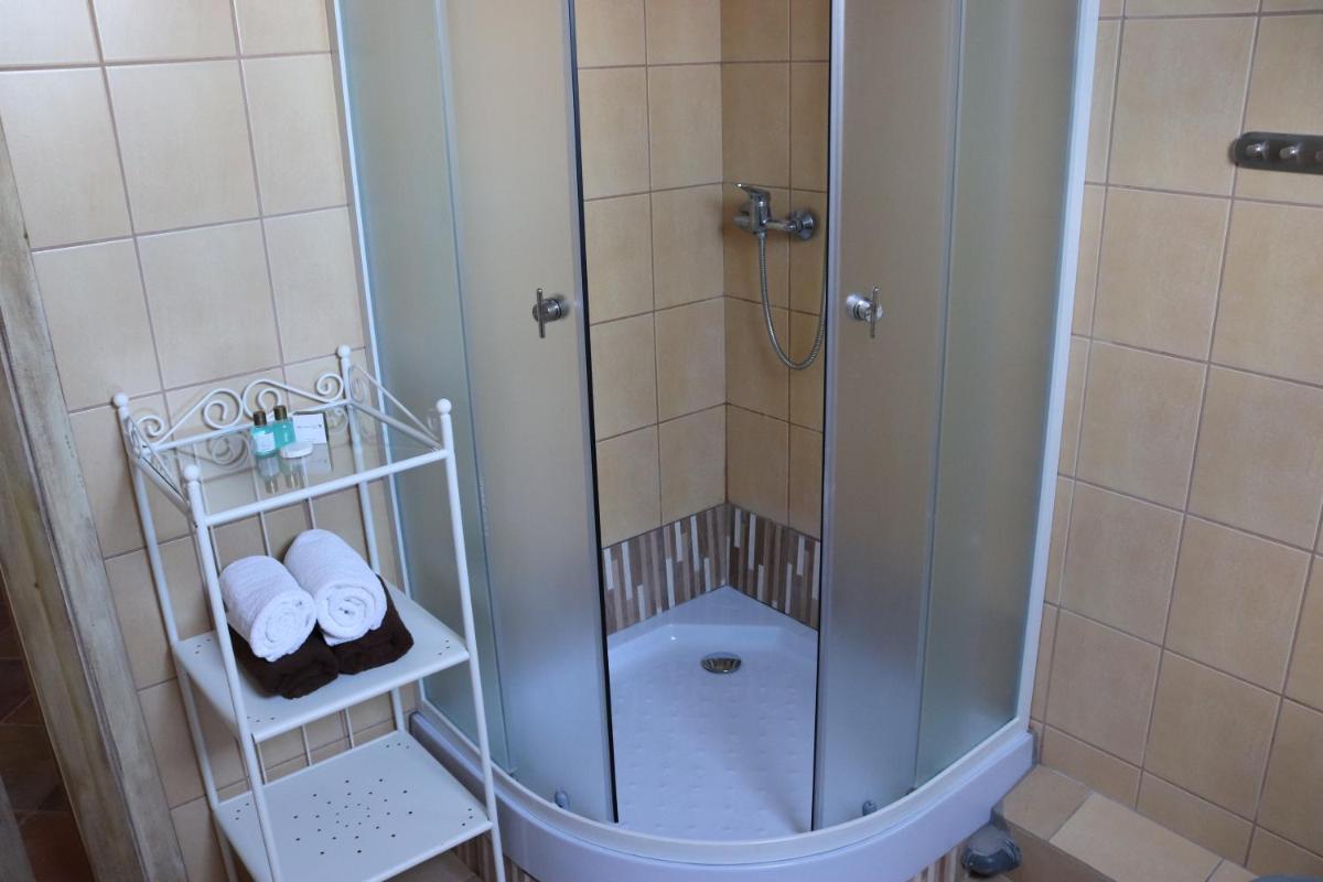 Pozingė Pegasas Pokylių namai - Housity