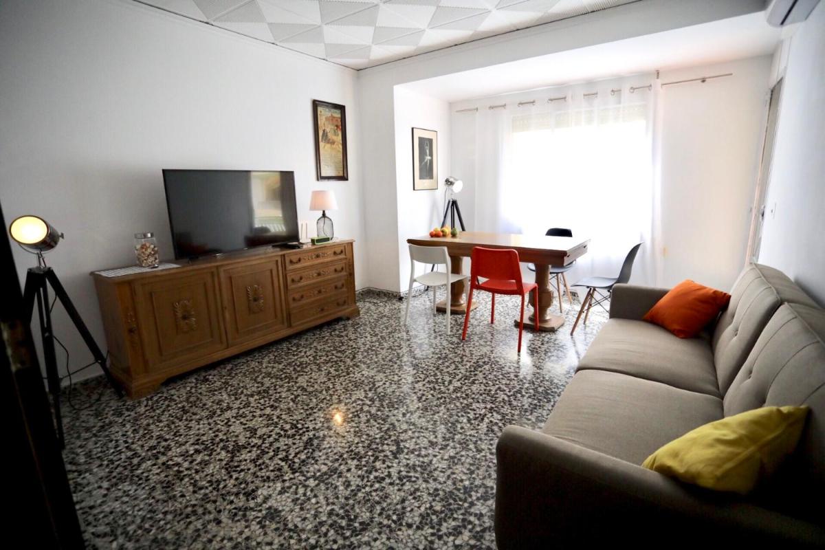 Suitetrails - Gandia Retro Apartament