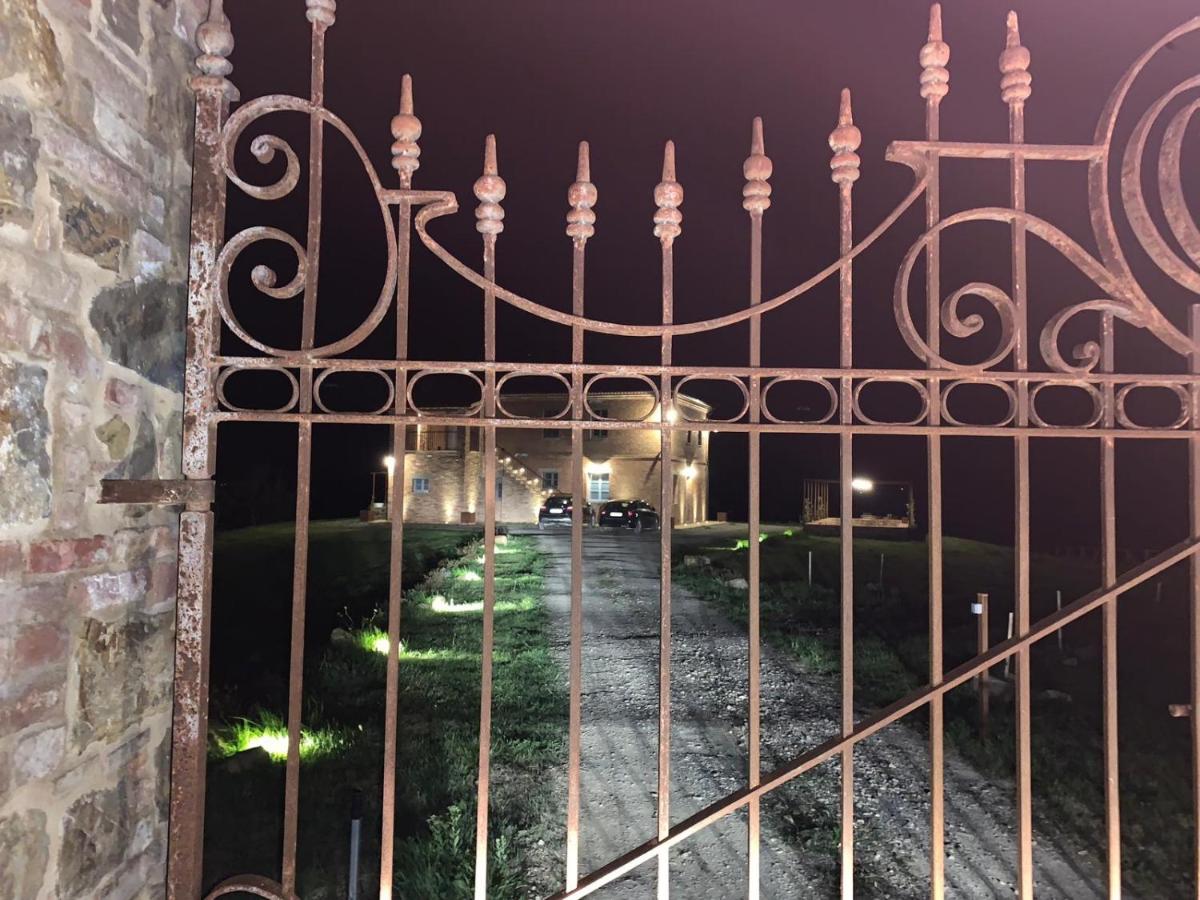 Cordella In Valdorcia Truffle and Olive Oil Resort - Housity