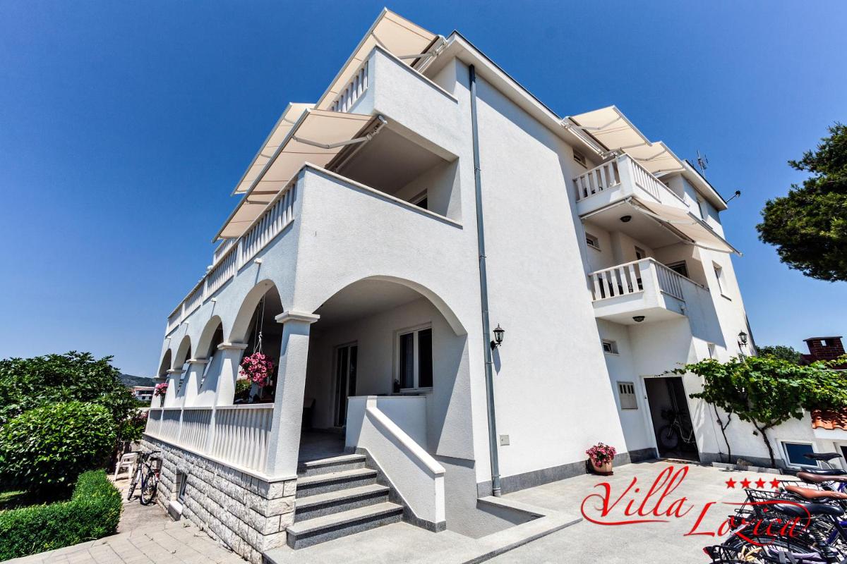 Villa Lozica - Housity