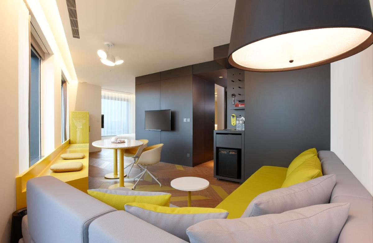 The Place Taipei - Housity