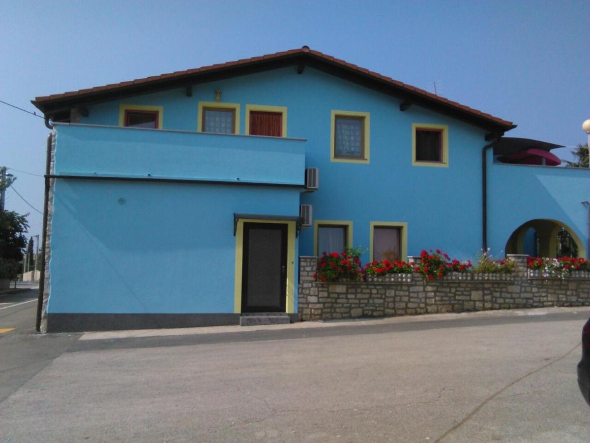 Apartments Ljubic - Housity