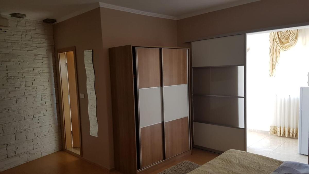 Apartments Roko Kolinda - Housity