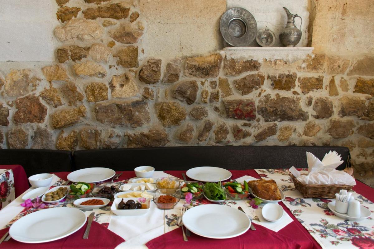 Yoruk Stone House - Housity