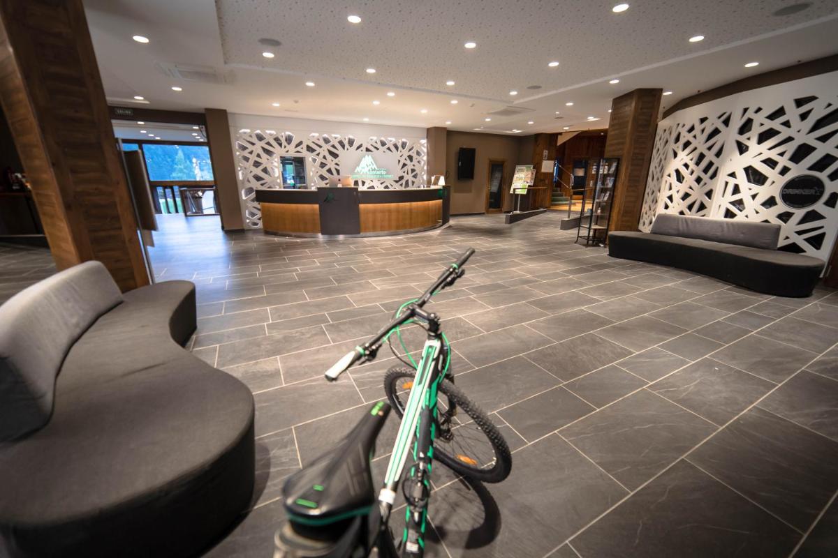 Montar en bicicleta en Hotel Montarto o alrededores