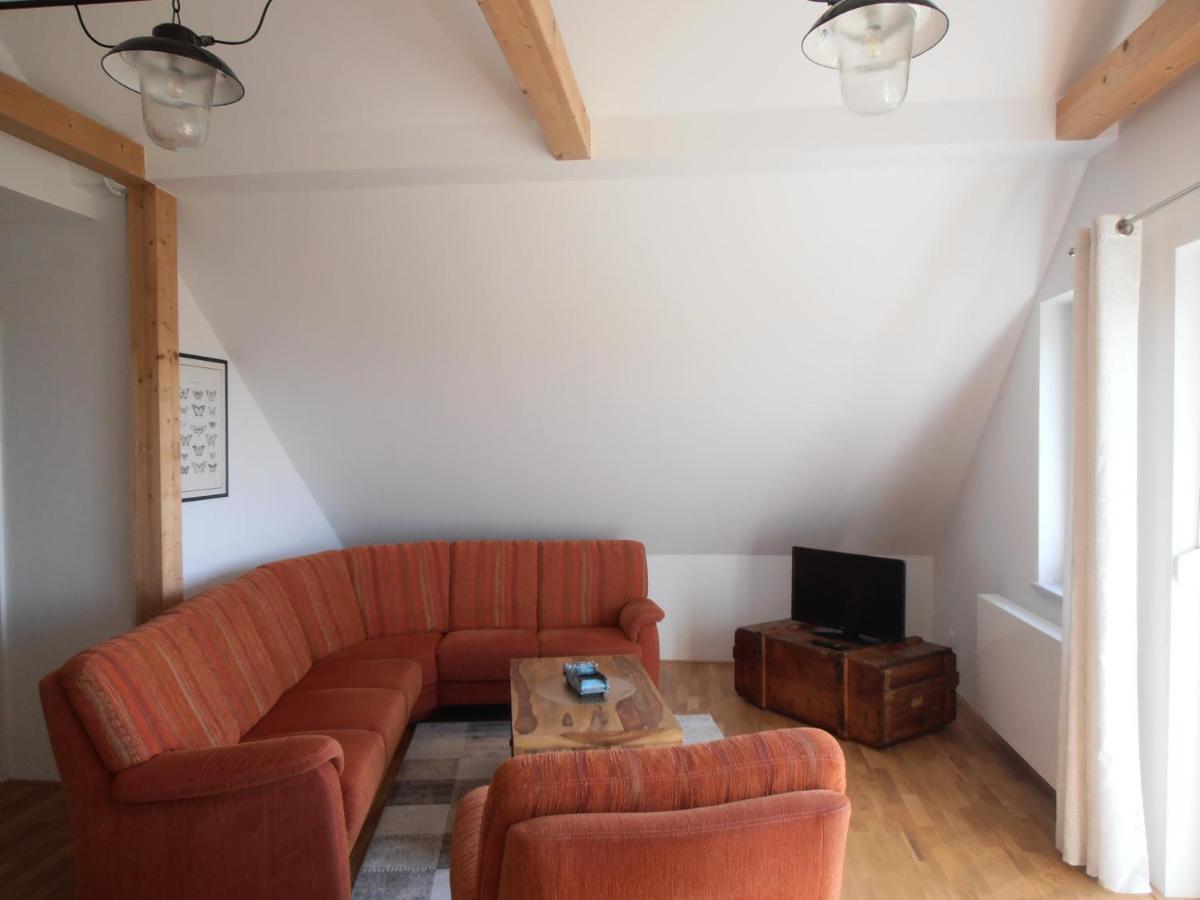 Ferienwohnung am Kirchberg - Housity