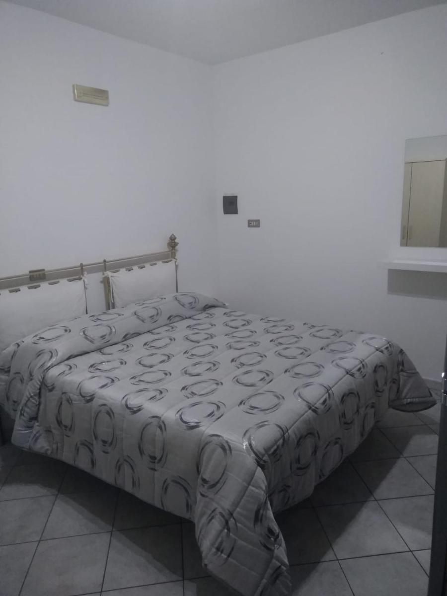 Napoleone - Housity