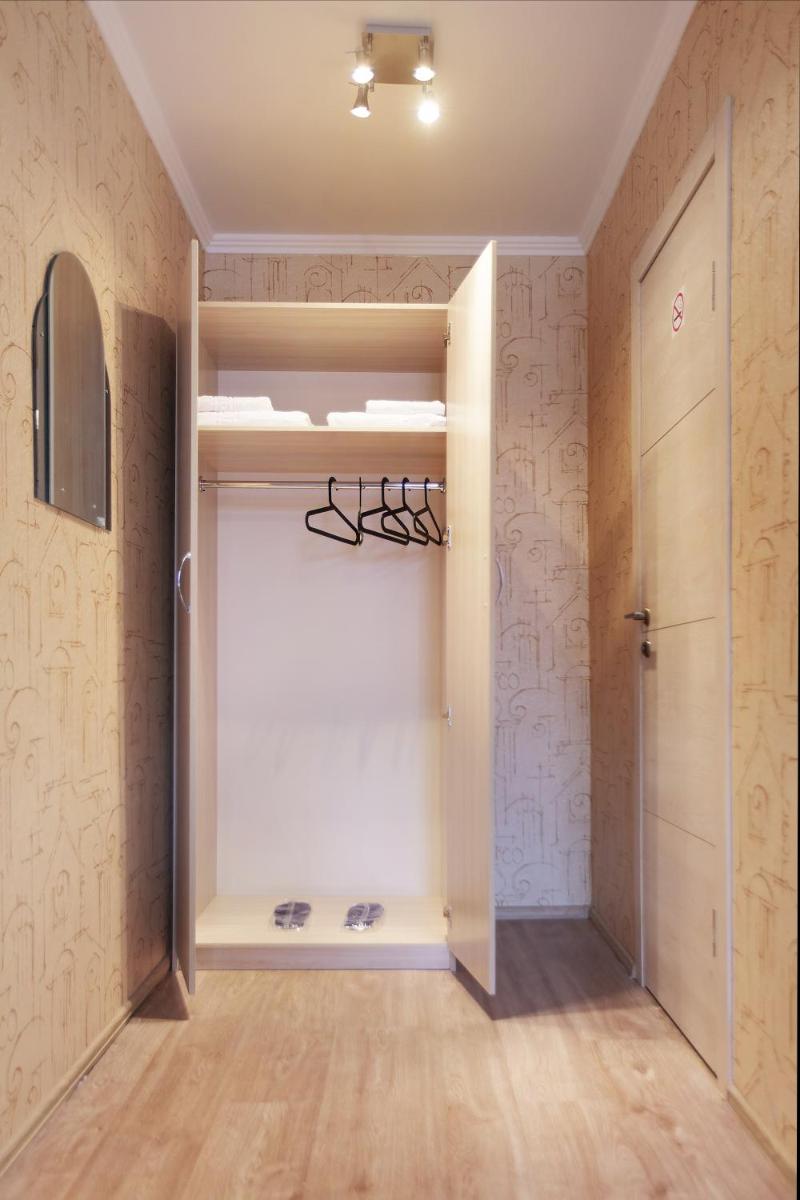 Otel mazhor - Housity