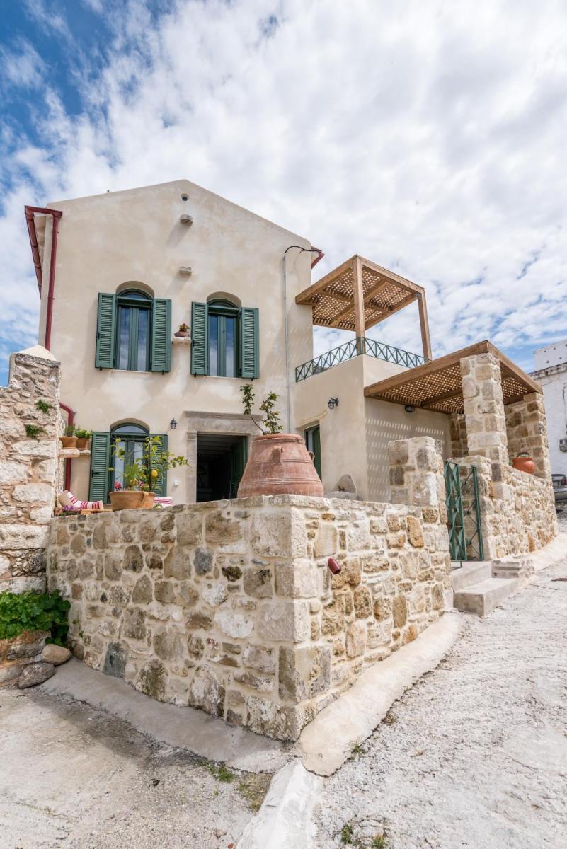 Fotini's House - Housity