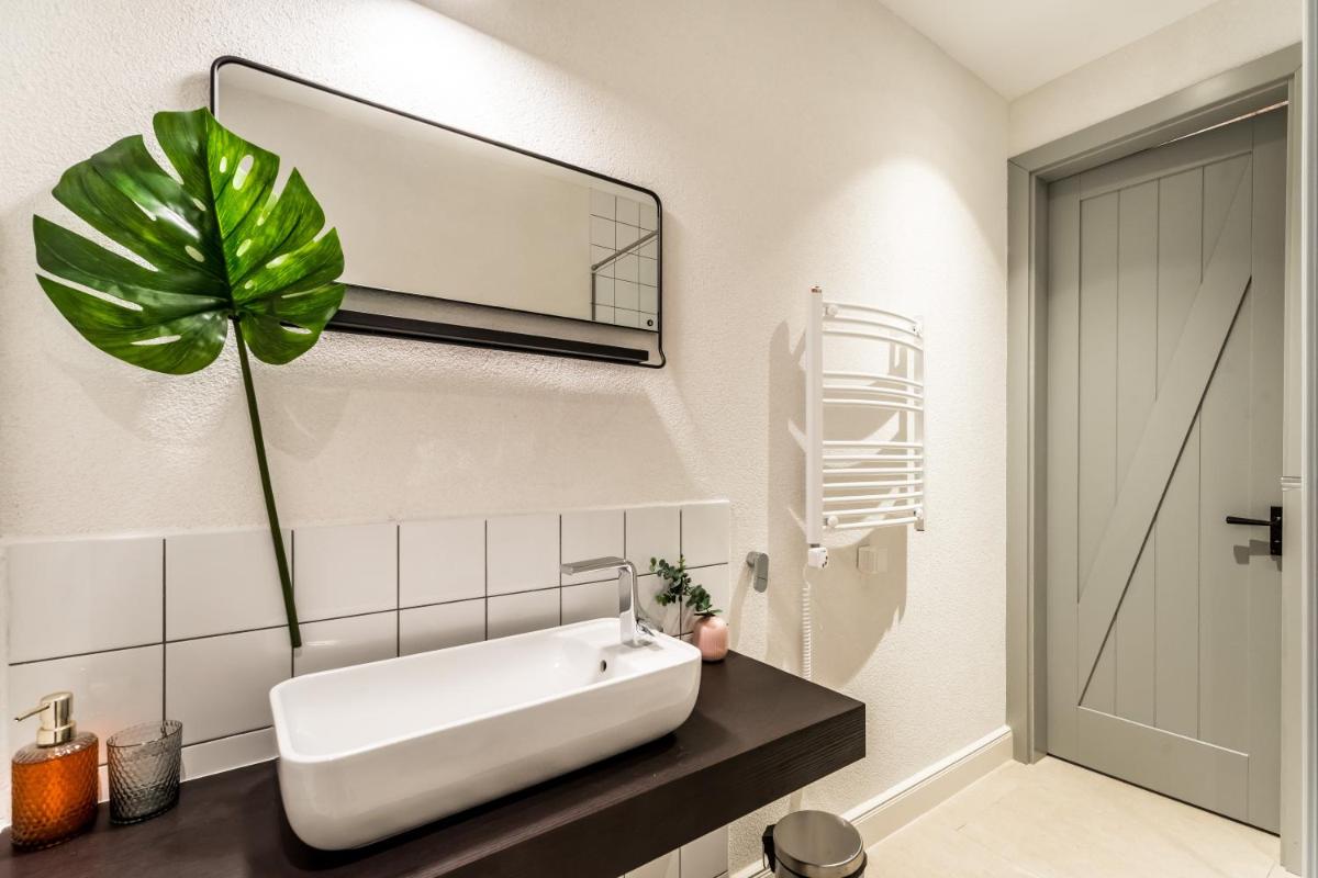Urban Stable Luxury Apartments - Housity