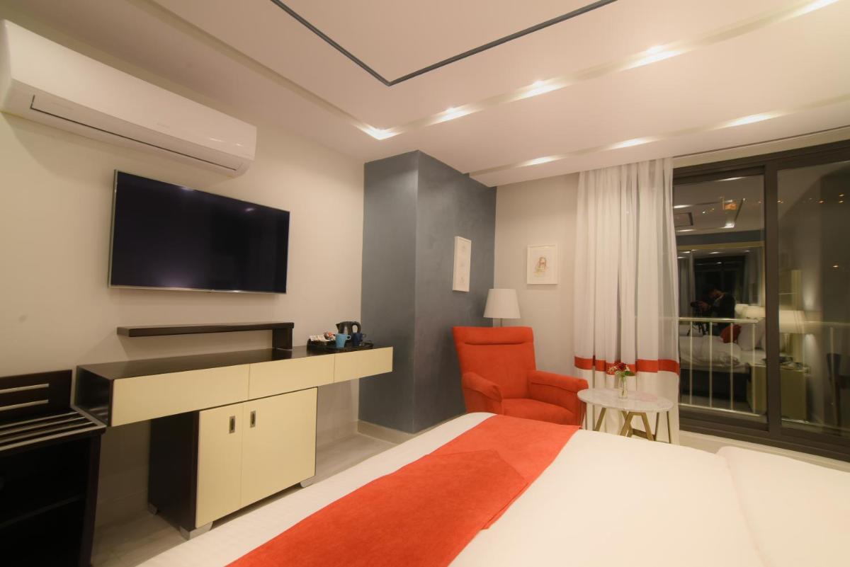 Petra Boutique Hotel - Housity