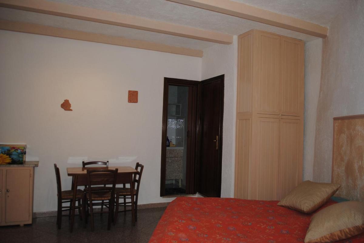 Essenza - Housity