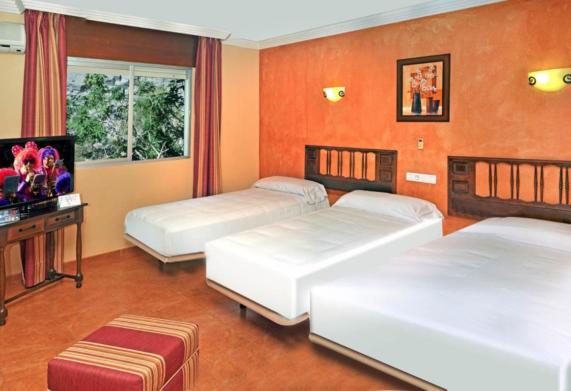 Arrayanes Playa Almuñecar - Housity