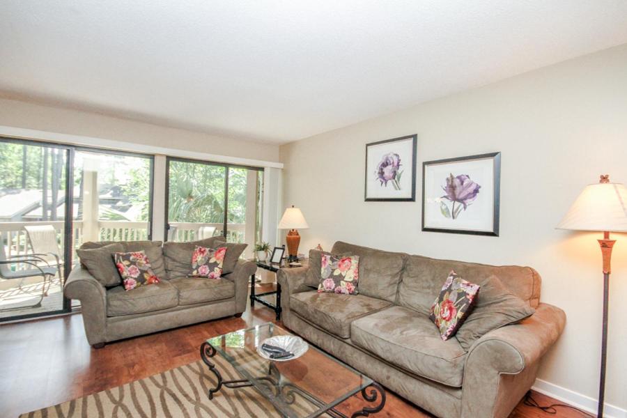 Lighthouse Tennis 2395 - Housity