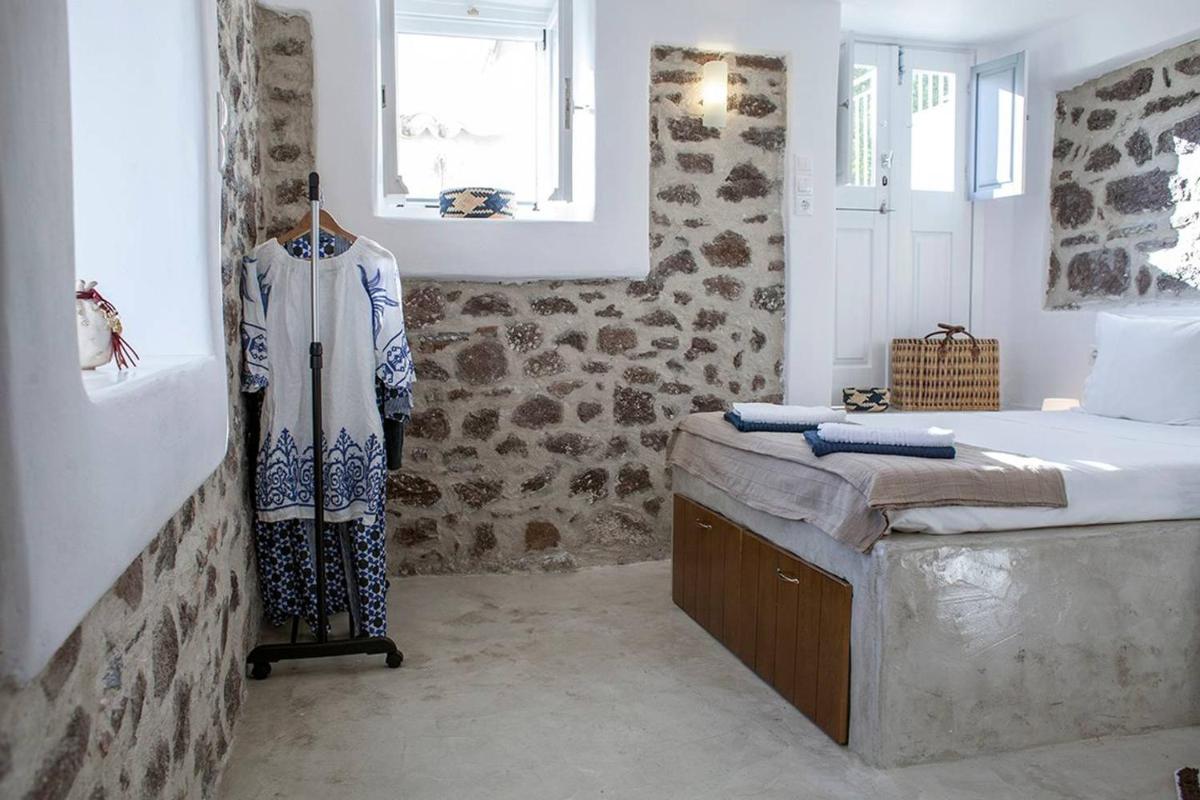 Villaki Poros House - Housity