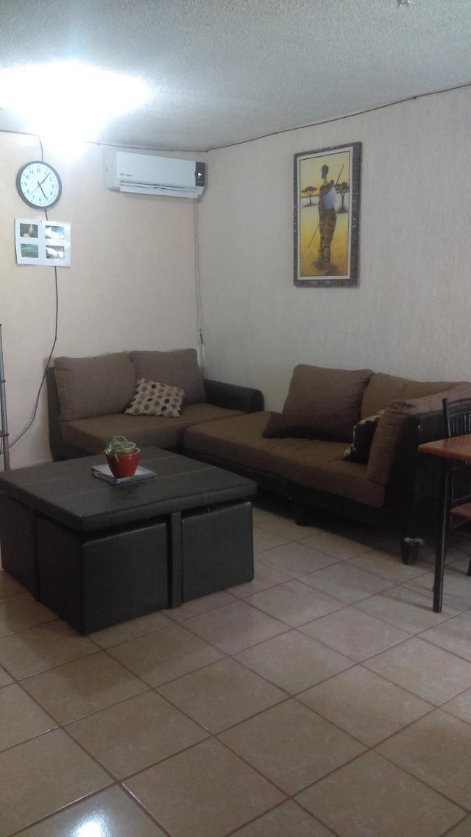 Casa Valle Dorado SJR Fam - Housity