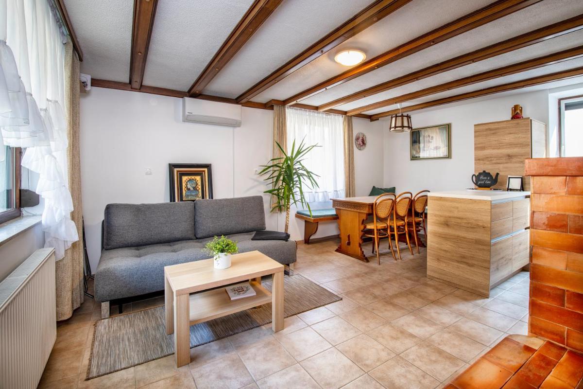 Apartments Skodlar - Housity