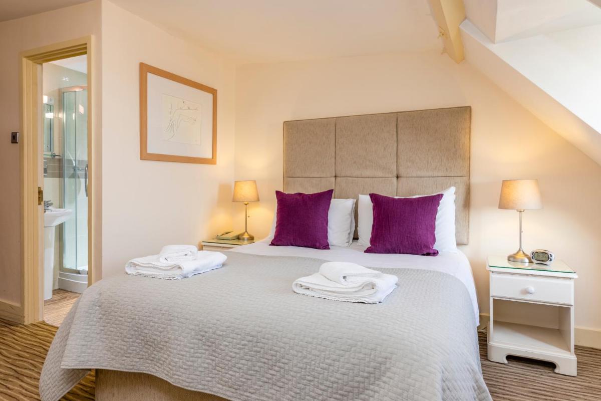Swan Revived Hotel - Housity