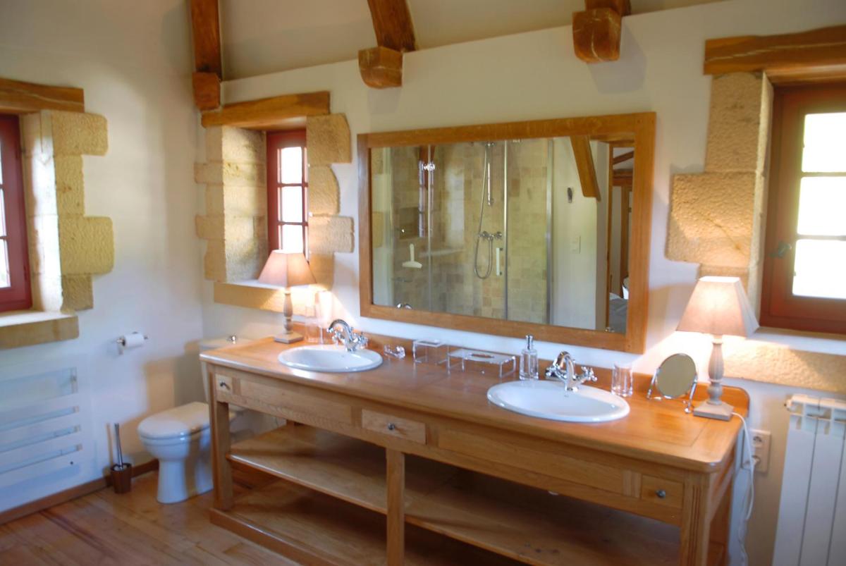 Le Manoir du Rocher - Housity