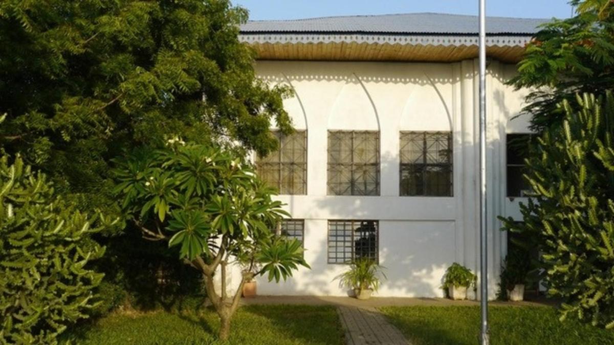 Slipway Mathra Service Apartments - Housity