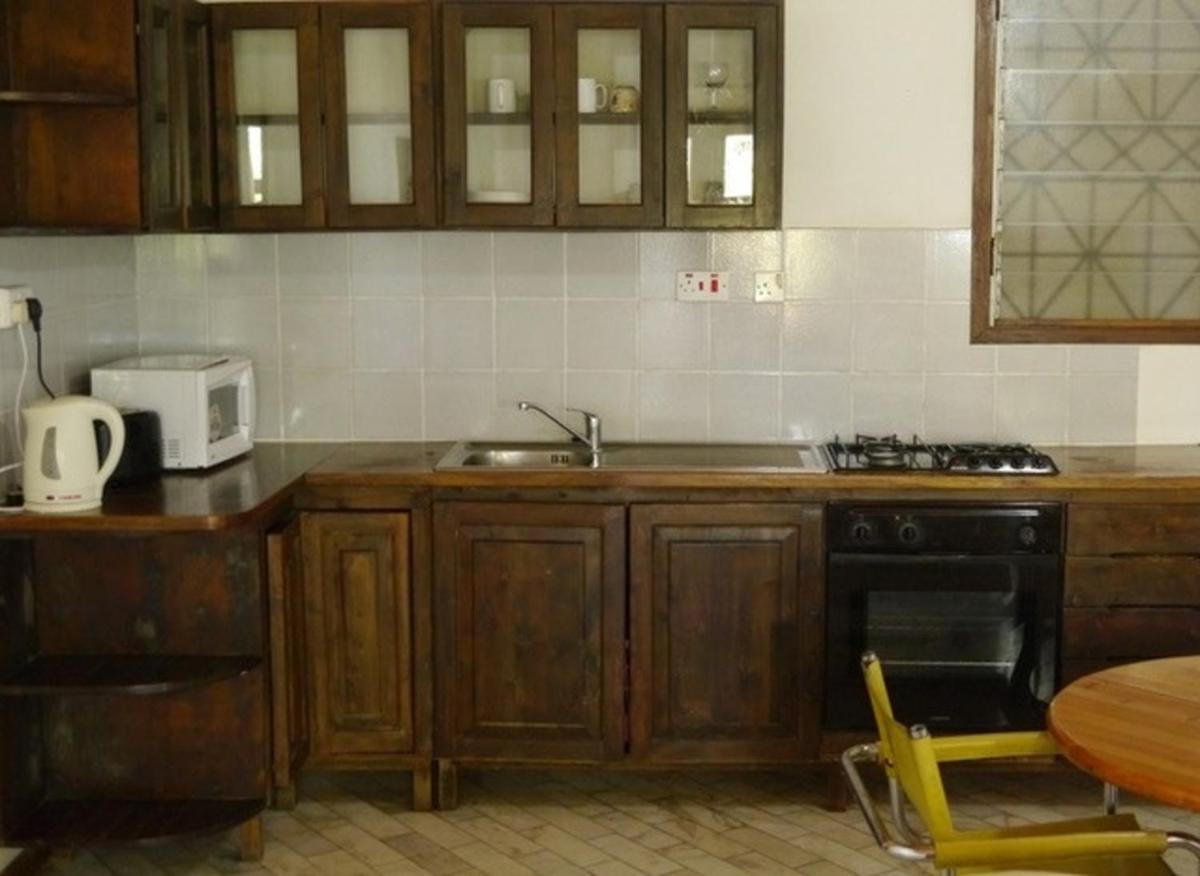Slipway Mathra Service Apartments - Housity