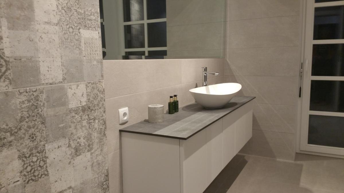 House-Cora - Housity