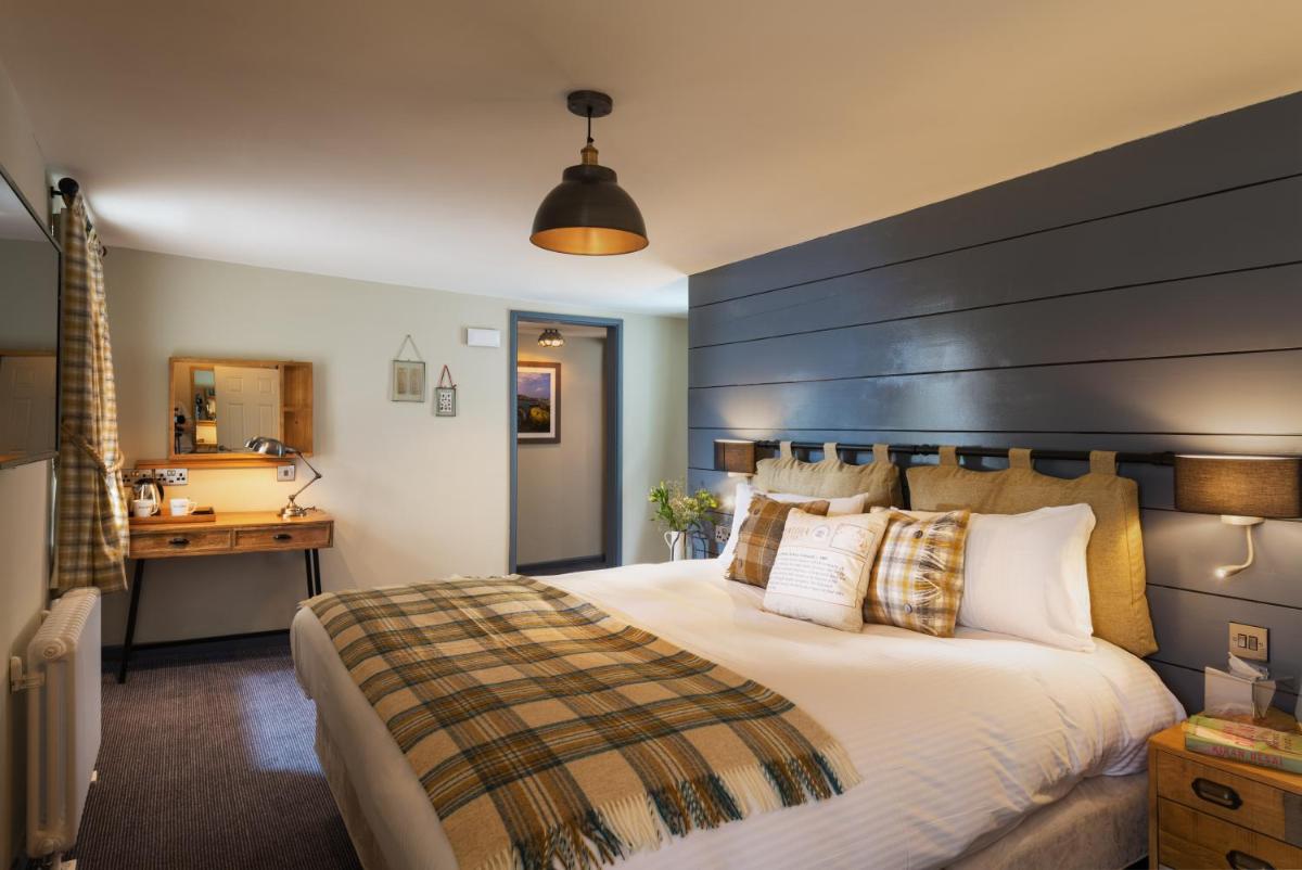 Lifeboat Inn - Housity