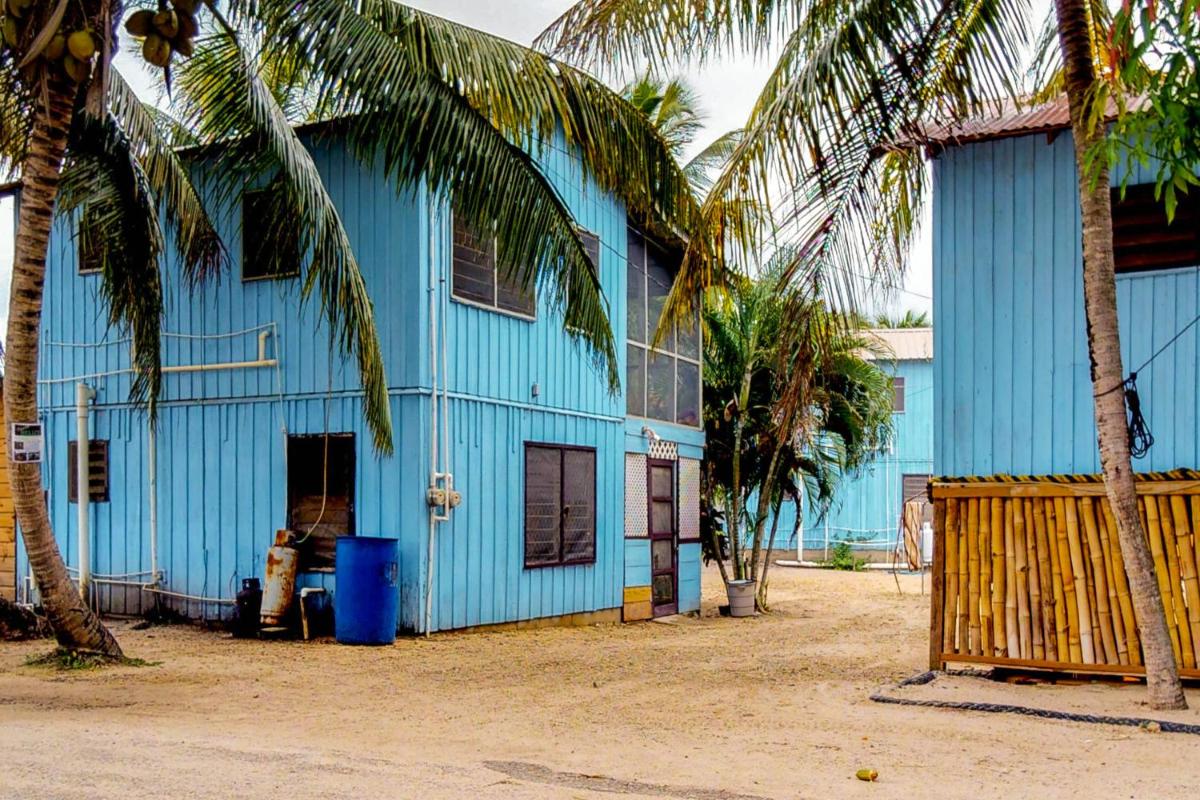 Carol's Cabanas - Housity