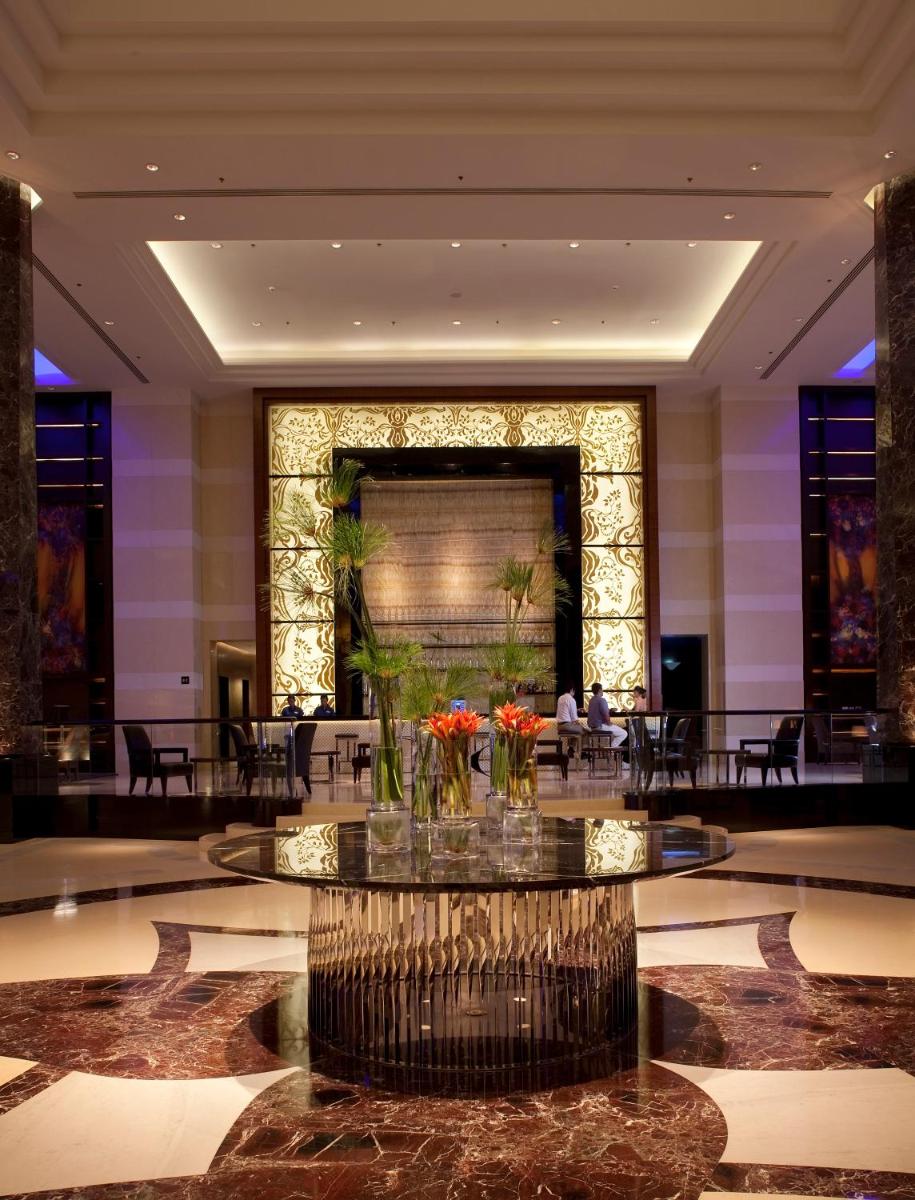 Radisson Blu Cebu - Housity