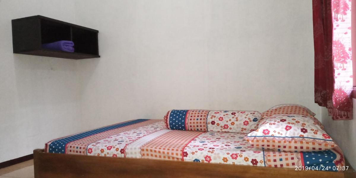 NAYYLA Homestay - Housity