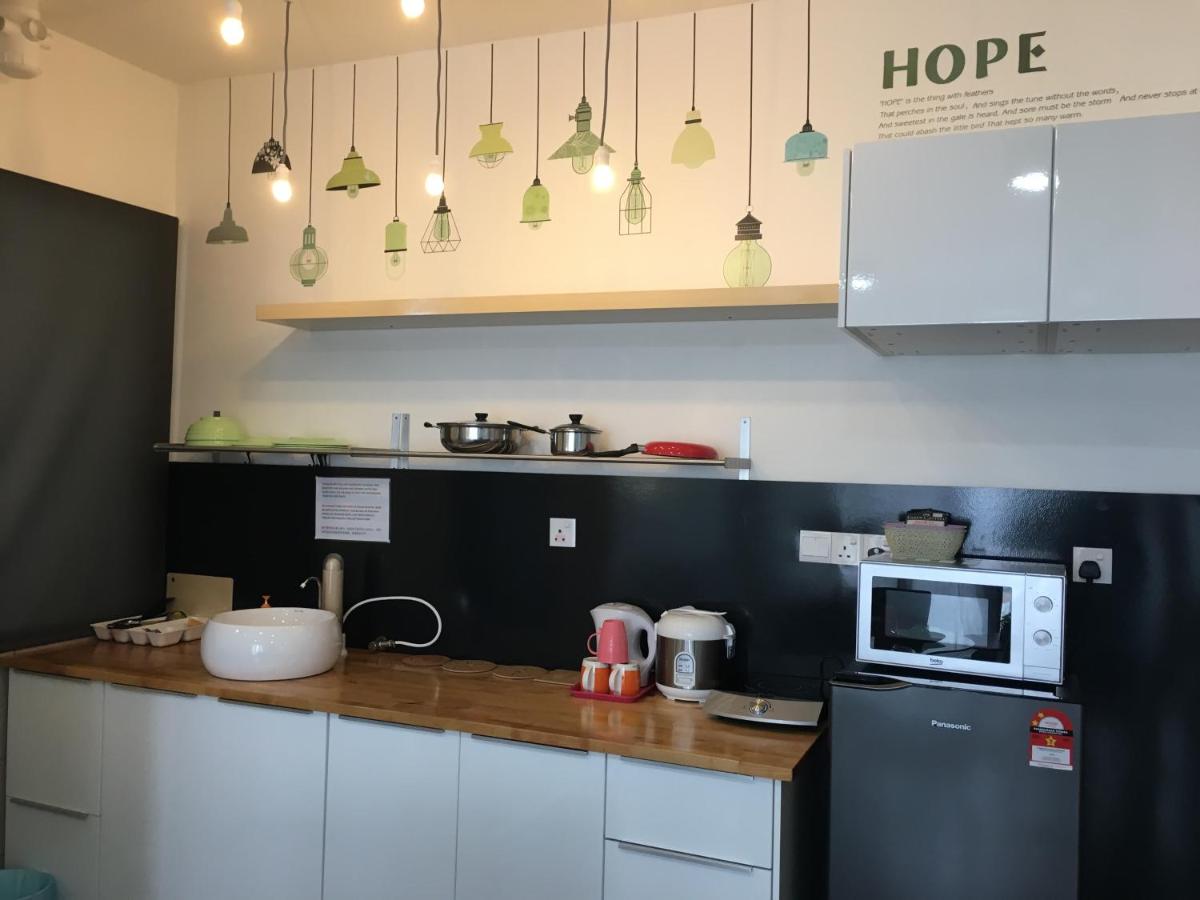 Woodsbury Suites 7722 Butterworth Penang - Housity