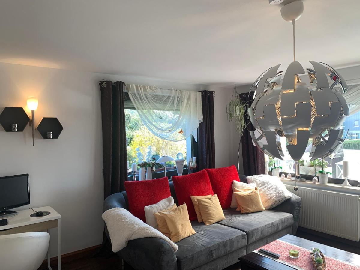 Ferienhaus zur Waldauer Höhe mit 3 SZ, 120qm & 40qm Balkon - Housity
