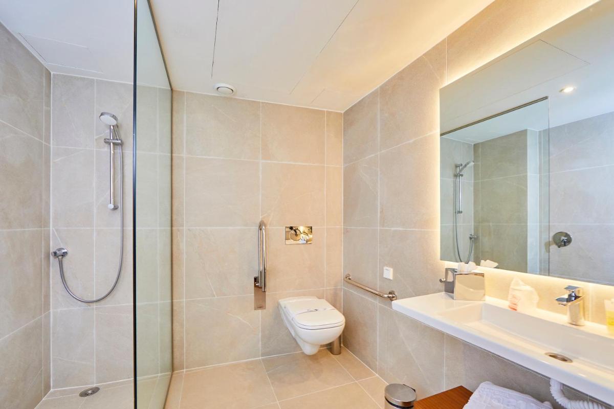 Un baño de Santa Clara Urban Hotel & Spa