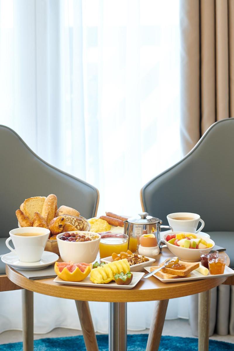 Nourriture dans l'hôtel ou à proximité