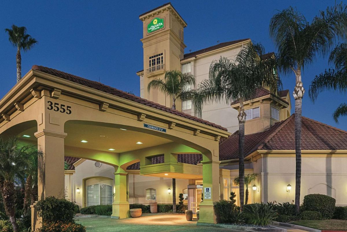 La Quinta Inn & Suites by Wyndham Ontario Airport - Hizvo