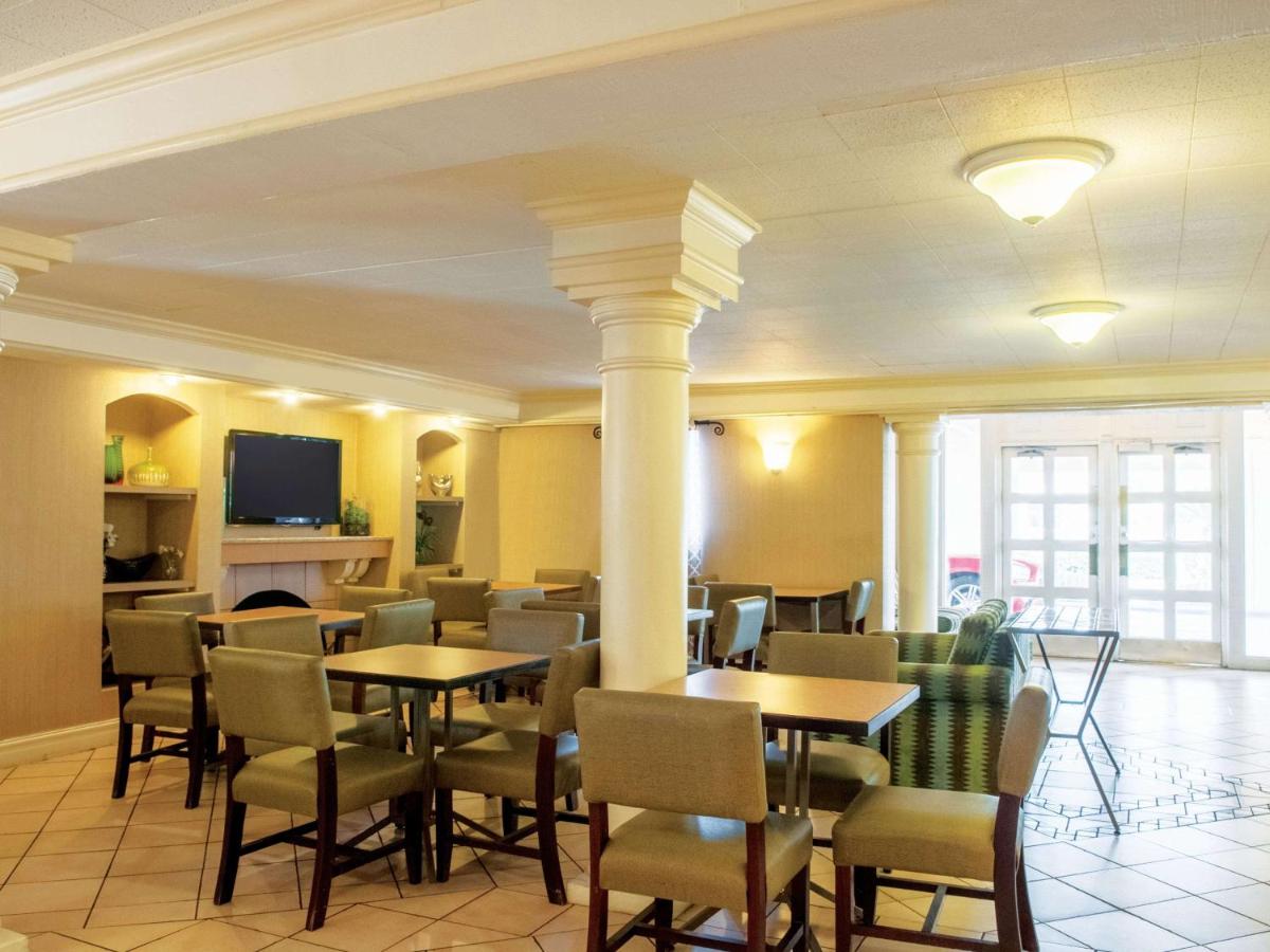 La Quinta Inn by Wyndham New Orleans Veterans / Metairie - Housity