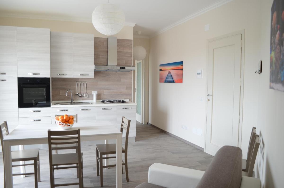 Fondachello Beach House1 - Fondachello-apartments com - Housity