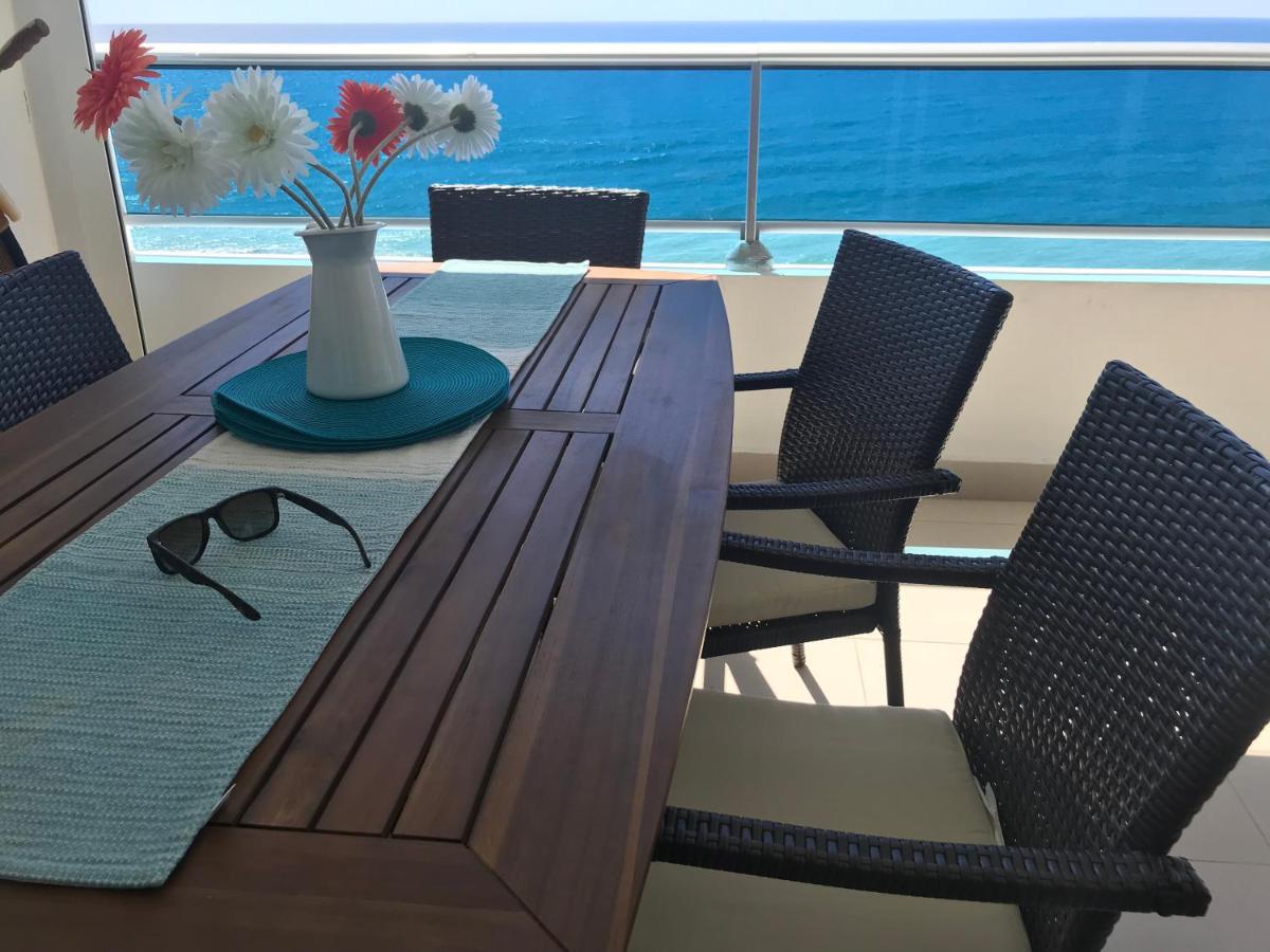 Beachfront, Juandolio - Housity