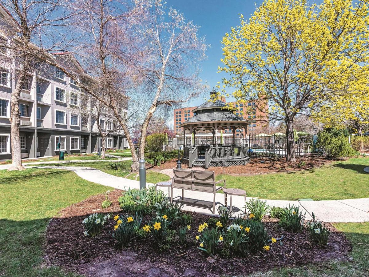 La Quinta by Wyndham Denver Tech Center - Housity