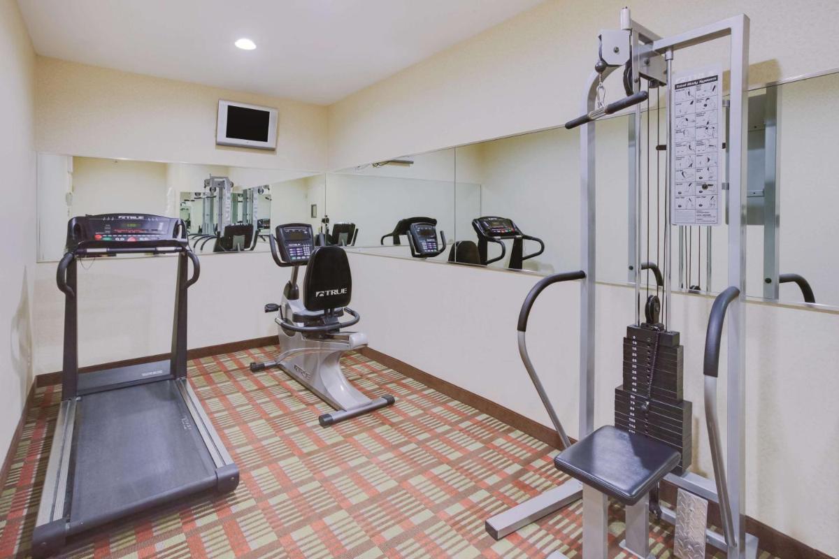 La Quinta Inn by Wyndham Queens (New York City) - Housity