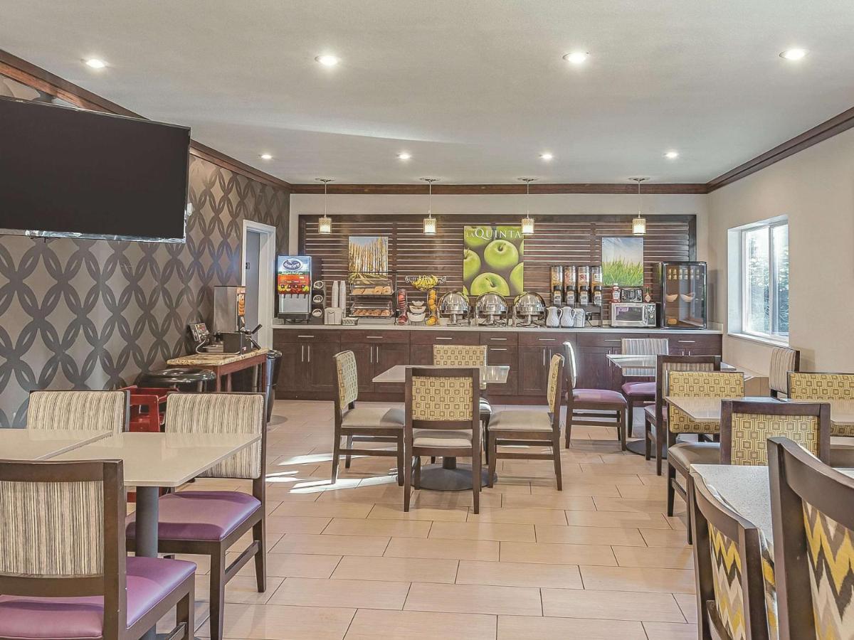 La Quinta Inn by Wyndham Olympia - Lacey - Housity
