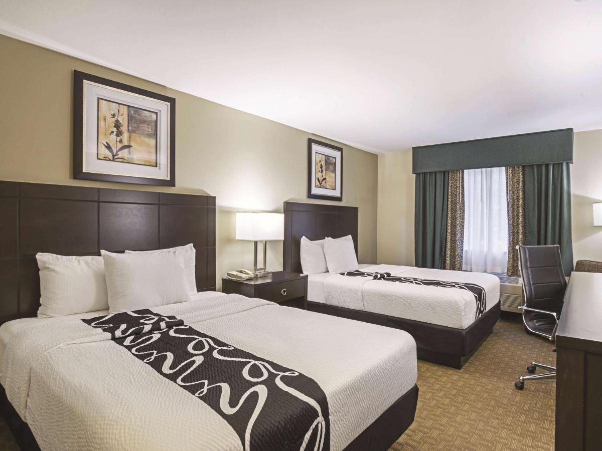La Quinta Inn by Wyndham Olympia - Lacey - Housity