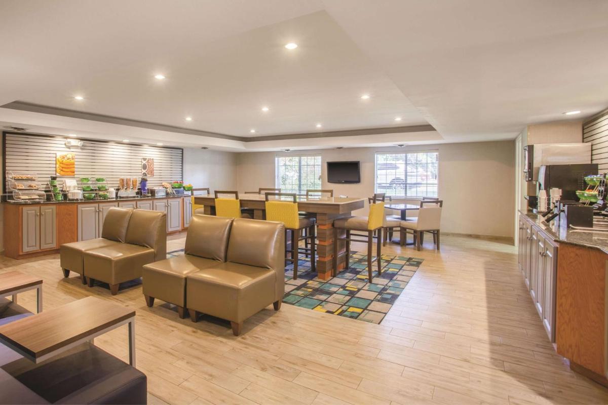 La Quinta Inn by Wyndham Richmond South - Hizvo