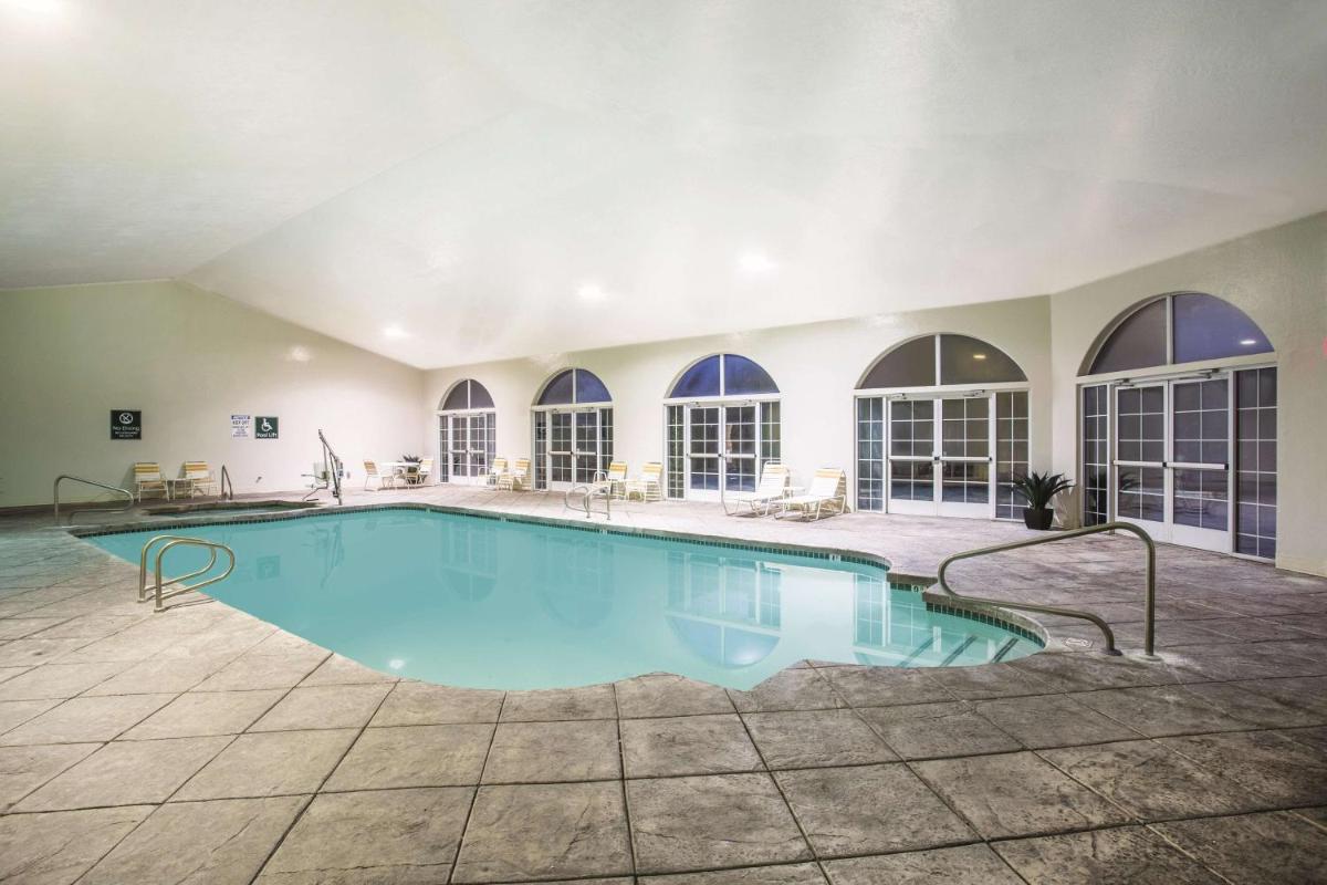 La Quinta by Wyndham Conference Center Prescott - Housity