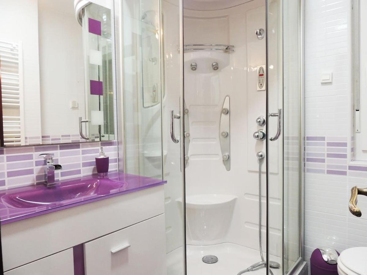 Precioso piso en Oviedo, Parking, Wifi y Netflix By DeLabra Apartments - Hizvo
