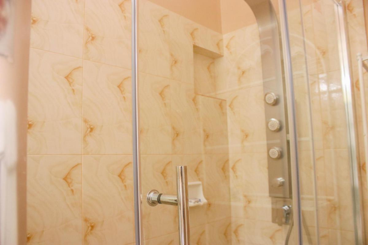 Coral Getaway at Fisherman's Point - Housity