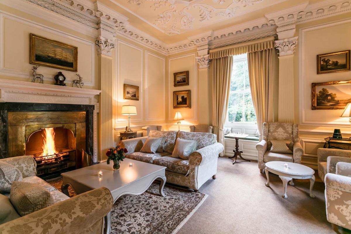 Eshott Hall - Housity