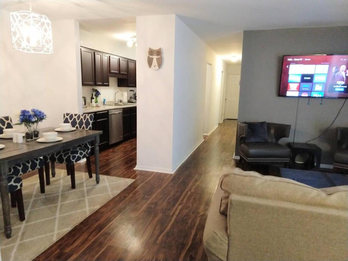 Charming Condo in Central Raleigh - Housity
